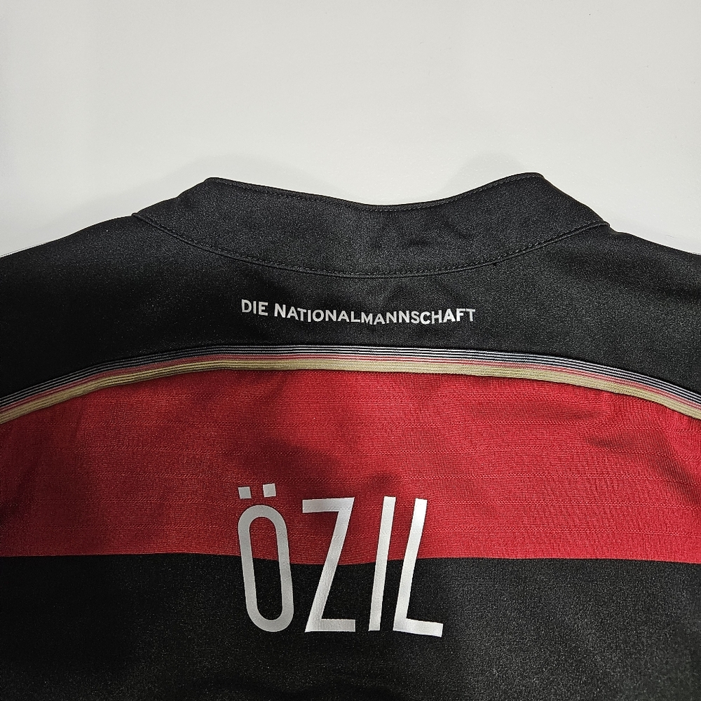 Adidas Germany Mesut Ozil #8 2014 World cup away jersey rare XL - Picture 12 of 14